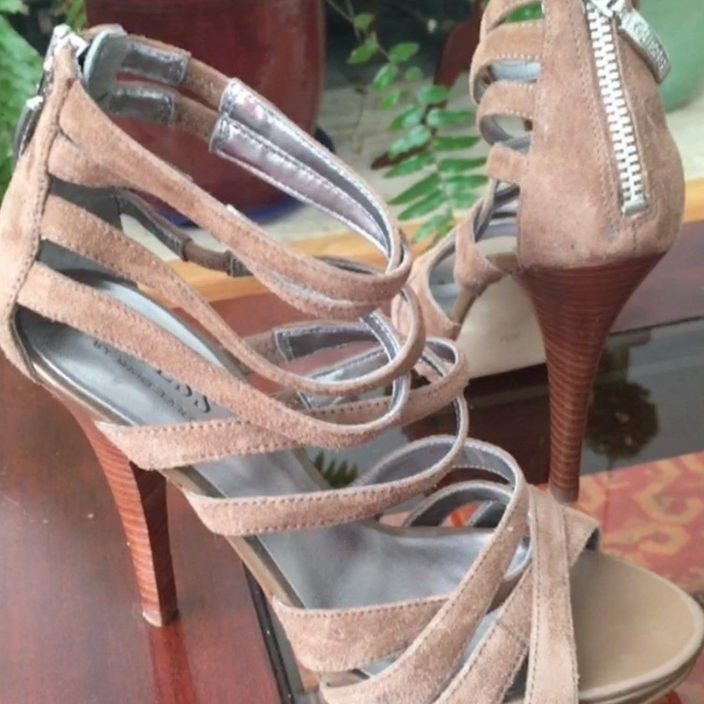 suede high heel sandals guess by marciano size 5.5